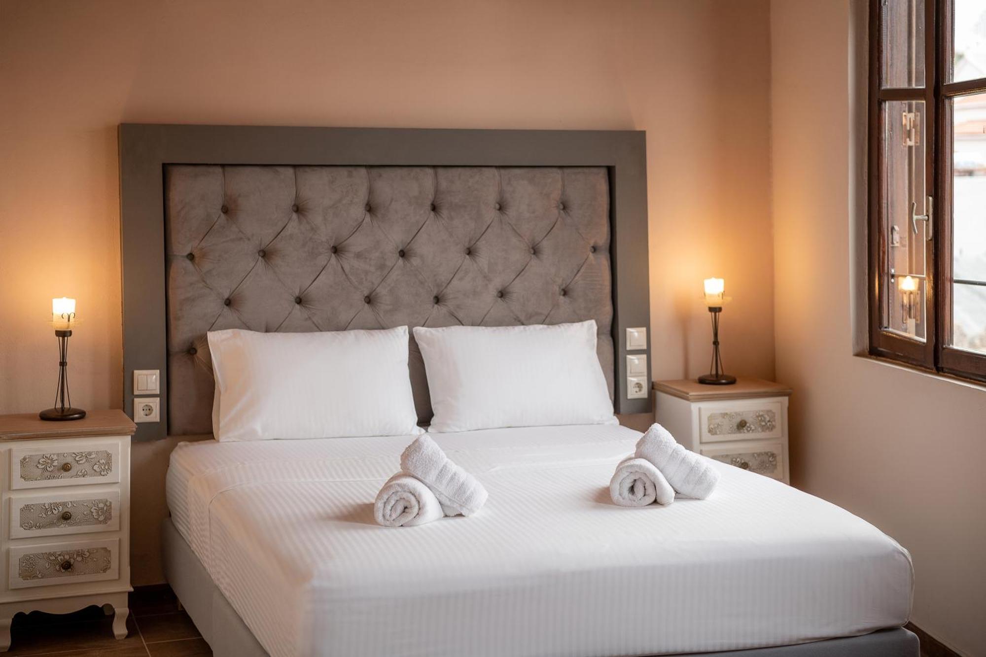Old Town Suites Ханья Экстерьер фото