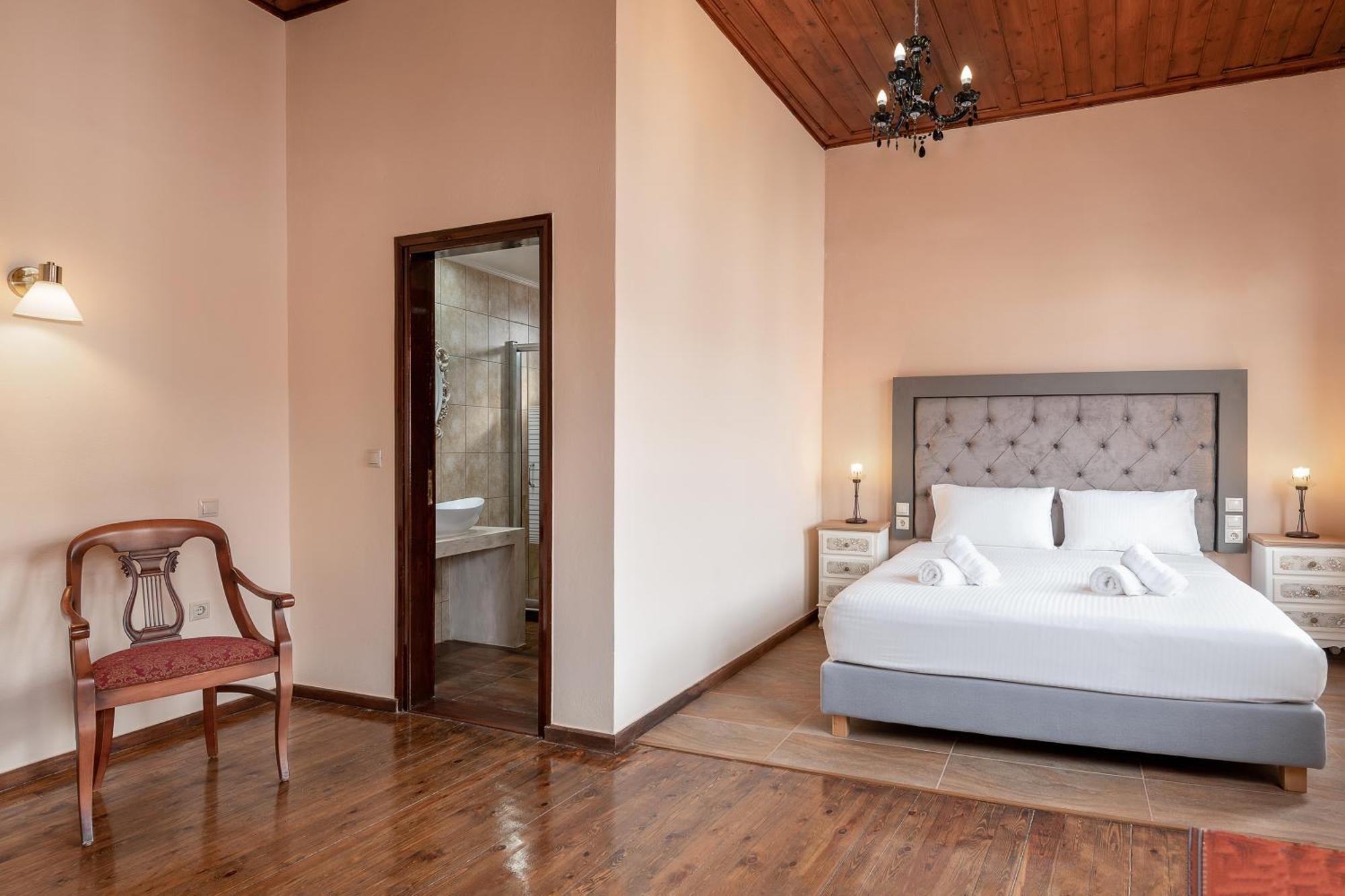 Old Town Suites Ханья Экстерьер фото